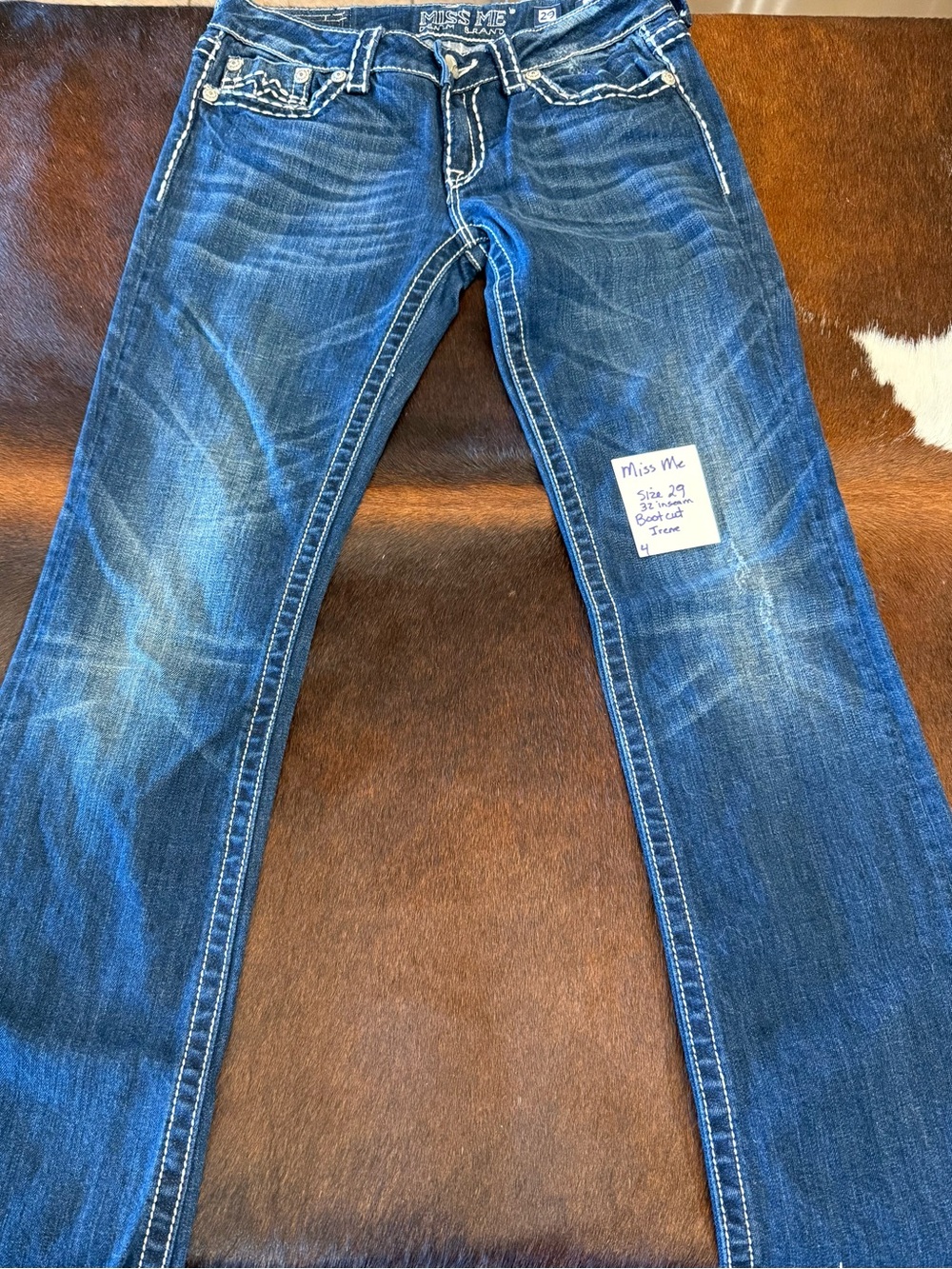 Miss Me Women’s Dark Blue Bootcut Jeans
Size 29 L 32